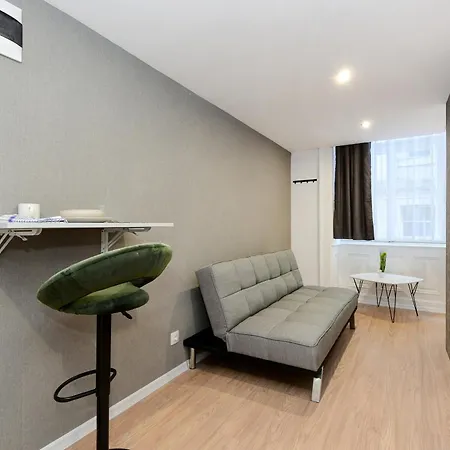 Grand Nest In Kiraly Street With Ac * Budapest