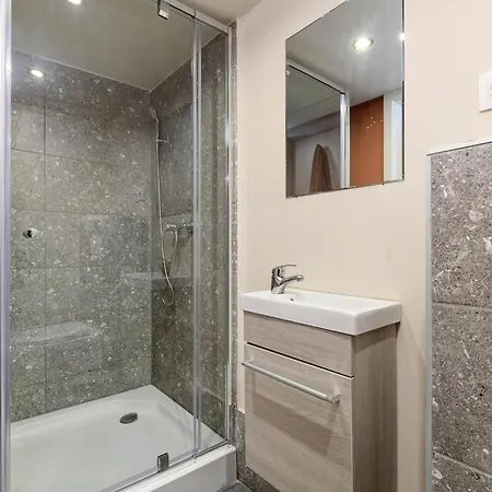 Appartement Grand Nest In Kiraly Street With Ac